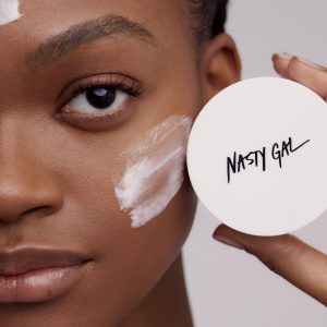 Bons plans Nasty Gal : jusqu’à -60% sur les idées cadeaux de Noël